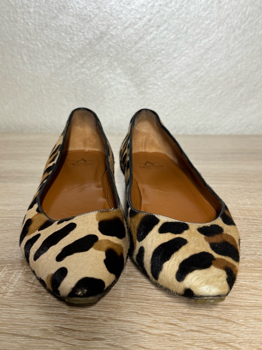 Aquatalia Penina Calf Hair Pumps Pointed Toe Shoes Size 7 - Picture 2 of 12